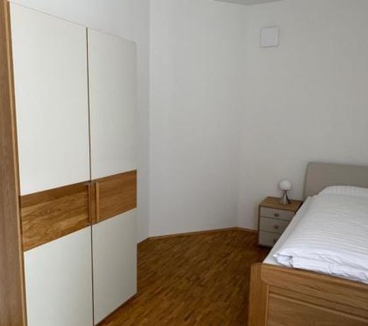 Suite 32