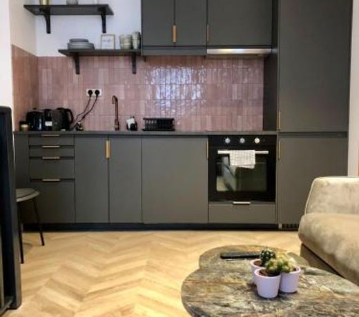 NEW Eiffel Tour ! Splendid Apartments in the Heart of Paris