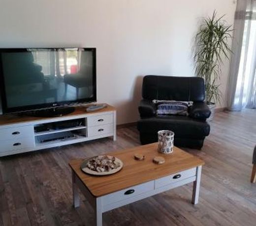 MAISON 5 Personnes EN GARRIGUE - PISCINE-SPA PRIVÉ