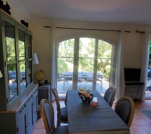 Le Petit Mas de Grimaud