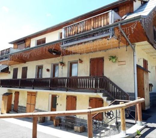 Appartement Albiez-Montrond, 2 piÃ¨ces, 5 personnes - FR-1-618-7
