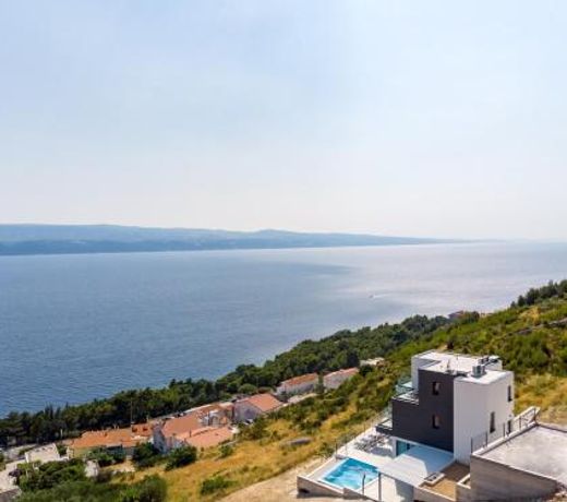 Seaview Villa Marila with a private pool with hydromassage, 3 en suite bedrooms, 1km from beach