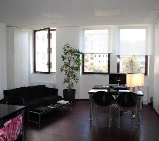 10 KEYS MILANO