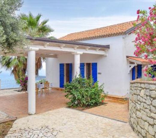 Casa Celestina