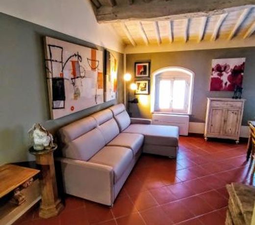 Castelfalfi Art Apartment