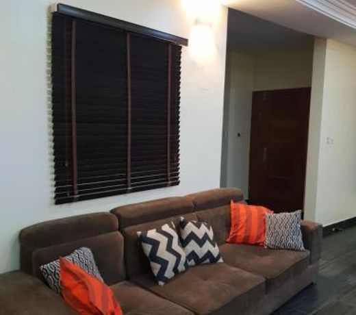 DELIGHTFUL ! 3 BEDROOM TERRACE DUPLEX EN-SUITE LEKKI AIRCON WiFi