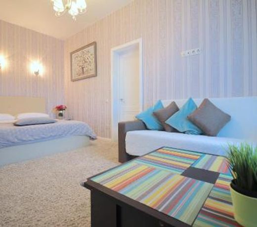 Rokoko, Penthouses in Millenium Tower