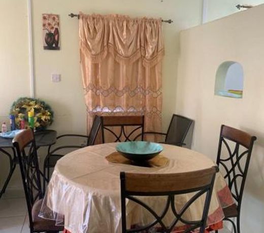 Sashaâs Holiday Home Oistins Barbados