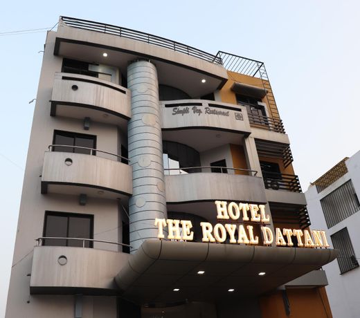 Hotel The Royal Dattani