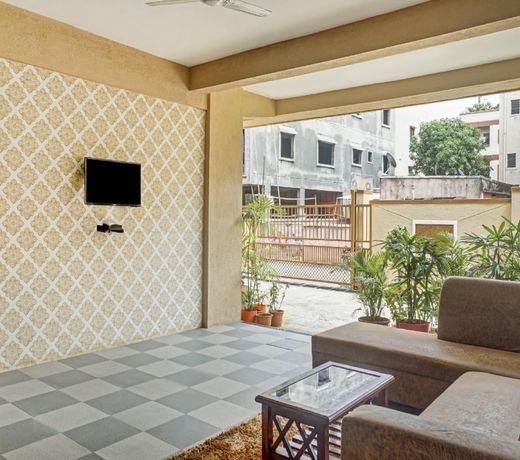 OYO 75873 Yash Inn