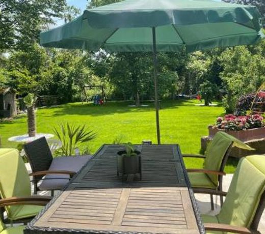 WunderschÃ¶ne Terrassenwohnung mit Blick ins Grune!