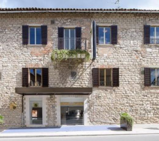 Hotel San Francesco e il lupo