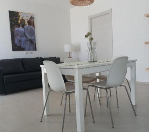 Laguna house