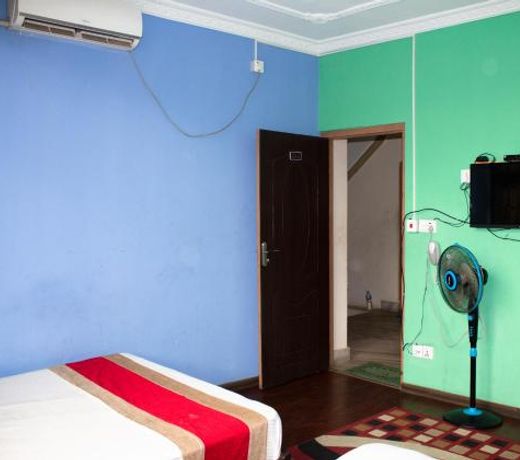 Hotel Om