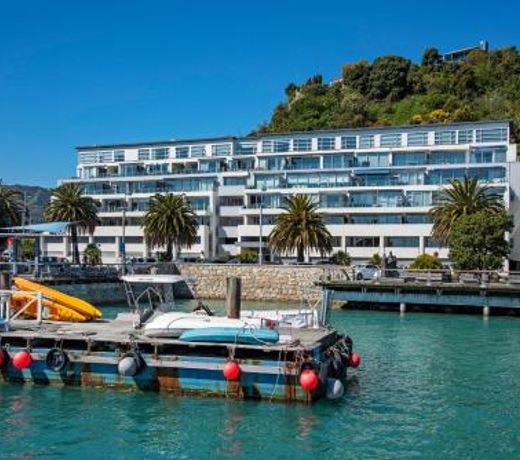 Penthouse 37 - Nelson Waterfront Apartment