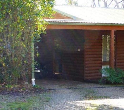 Falls Lodge - a Blue Mountains experience