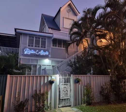 Bella Abode on Bribie - Loft with Pool