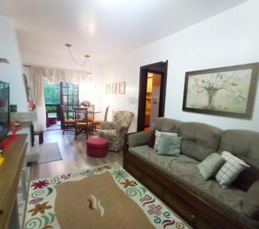 Residencial Lago Negro