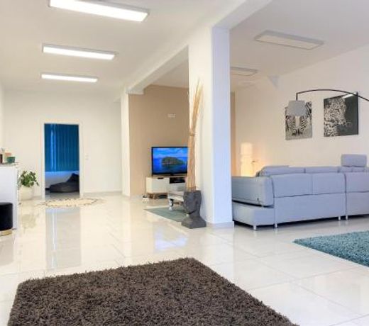 Stadtsuite mit Sauna in Wiener Neustadt 135 m2