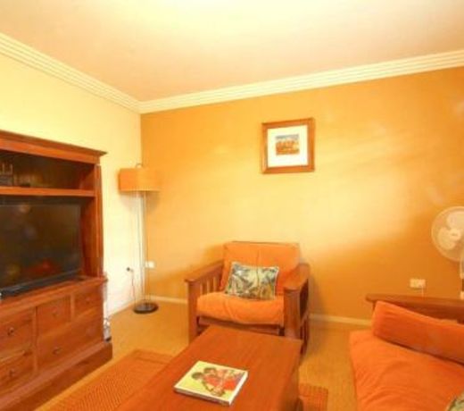 Byron Bay Accom - Byron Break - 4/32 Tennyson St