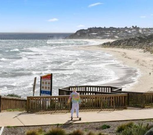 Meander - Port Noarlunga South - C21 SouthCoast Holidays