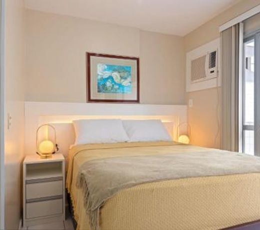 Studio com vista para o mar no centro de Guarapari com Wifi