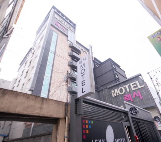 Gyeongsan Instar Hotel