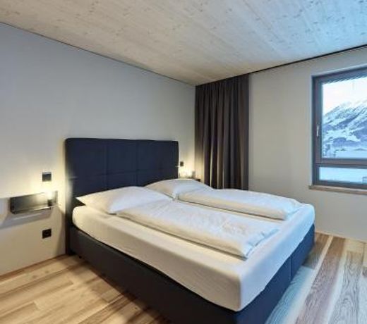 Blue Note Apartments