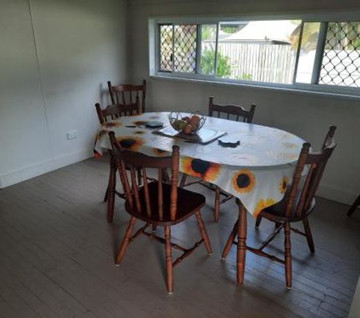 CHURCHILL COTTAGE- 94 Churchill St Maryborough QLD