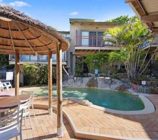 BEACHBREAK - 100m to beach - sleeps 6