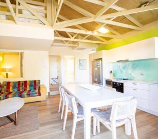 BEACHBREAK - 100m to beach - sleeps 6