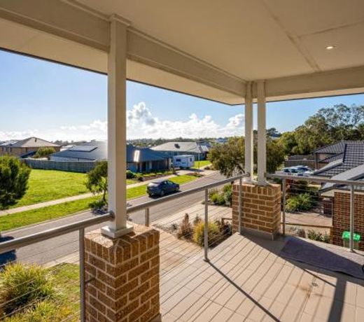 21 Peninsula View