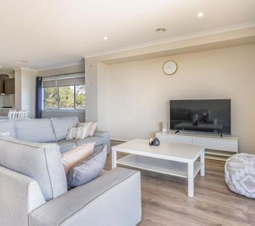 21 Peninsula View