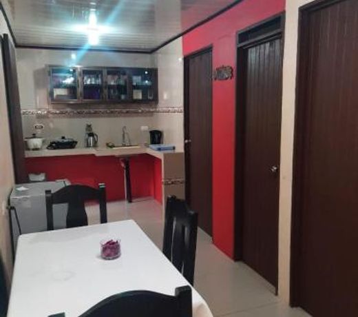 Apartamentos Caimán Tortuguero