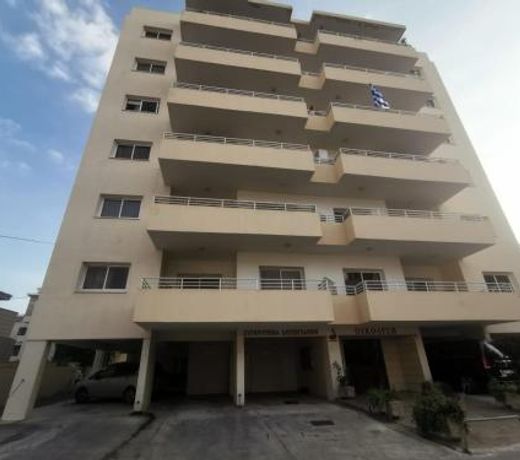 Sunny 2 Bedroom Larnaca Center