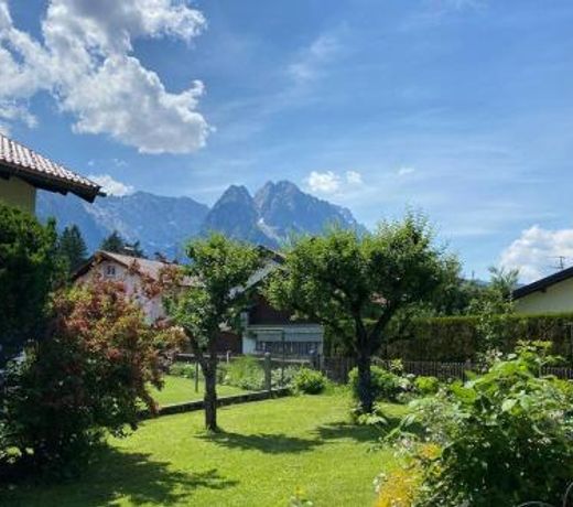 Haus mit wunderschÃ¶nem Ausblick und Garten