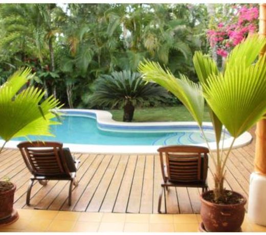 Charming Caribbean style villa near superb beach