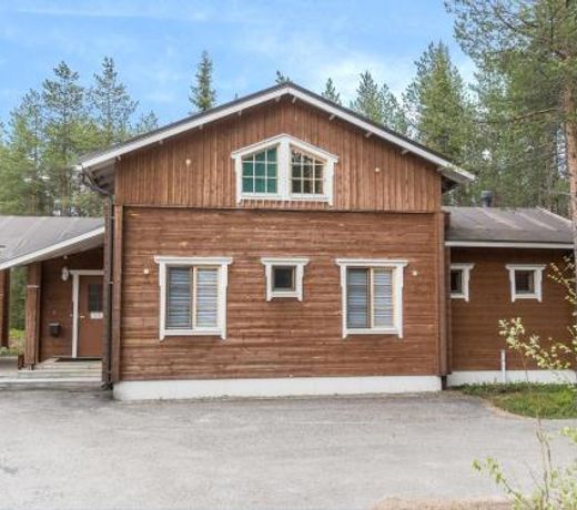 Holiday Home Lauri 4 iso by Interhome