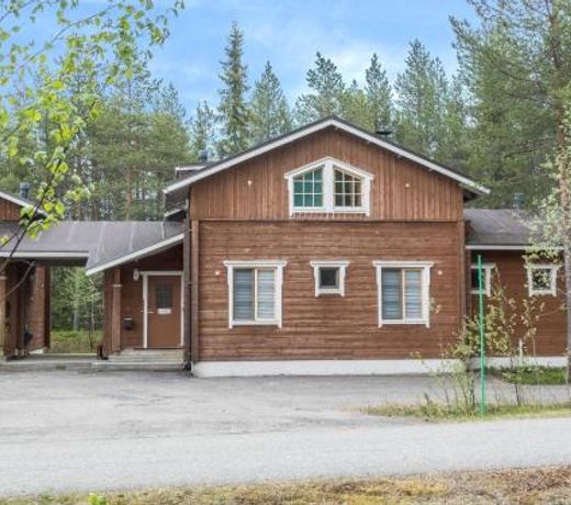 Holiday Home Lauri 4 iso by Interhome