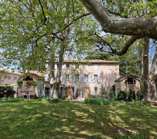 1560- Domaine Des Cinq Jardins- A Magical and Authentic Mansion