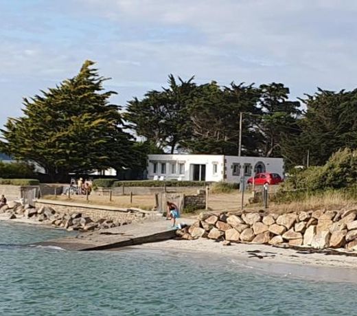 villa les pieds dans l eau