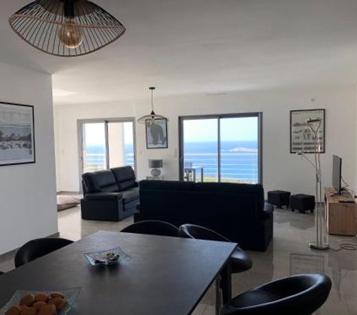 Appartement 140M2 villa cargÃ¨se