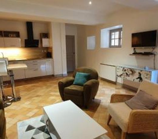 Centre ville historique 3 pieces duplex