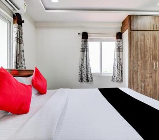Capital O 82169 Vrisha Inn
