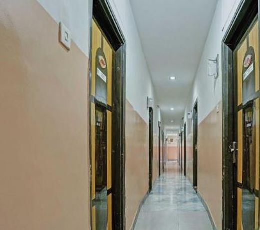 Collection-O 82605 Hotel NS Sheetal