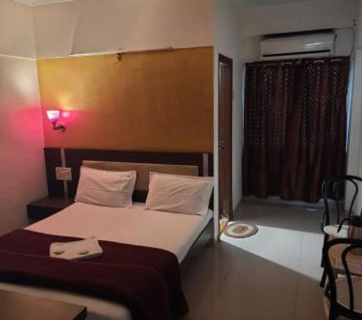 HOTEL S K PALACE