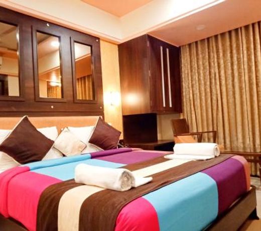 Hotel Poonam