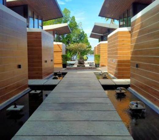 Lago Leisure Resort & Spa