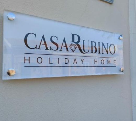 Casa Rubino Holiday Home