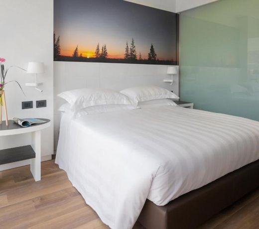 Life Hotel